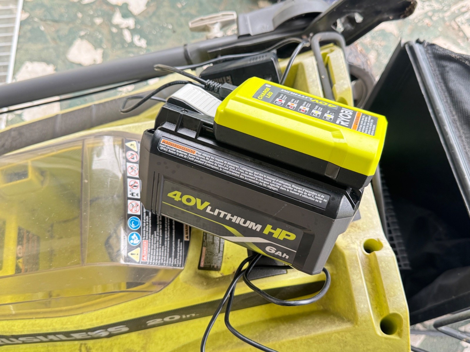 Ryobi 40V Brushless 20 in. Cordless Lawn Mower photo 2