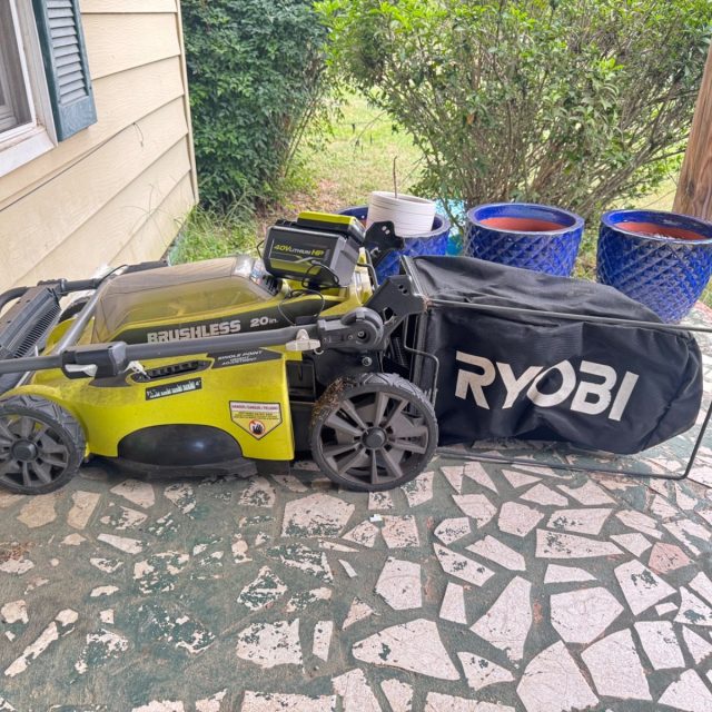 Ryobi 40V Brushless 20 in. Cordless Lawn Mower listing photo